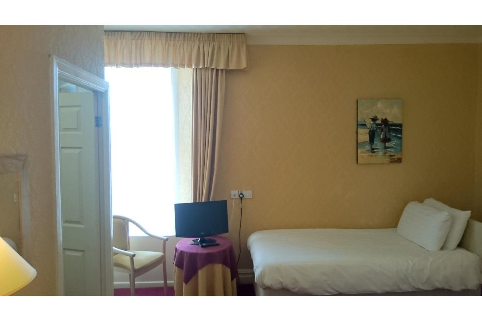 The Belgrave Hotel Tenby Exterior foto