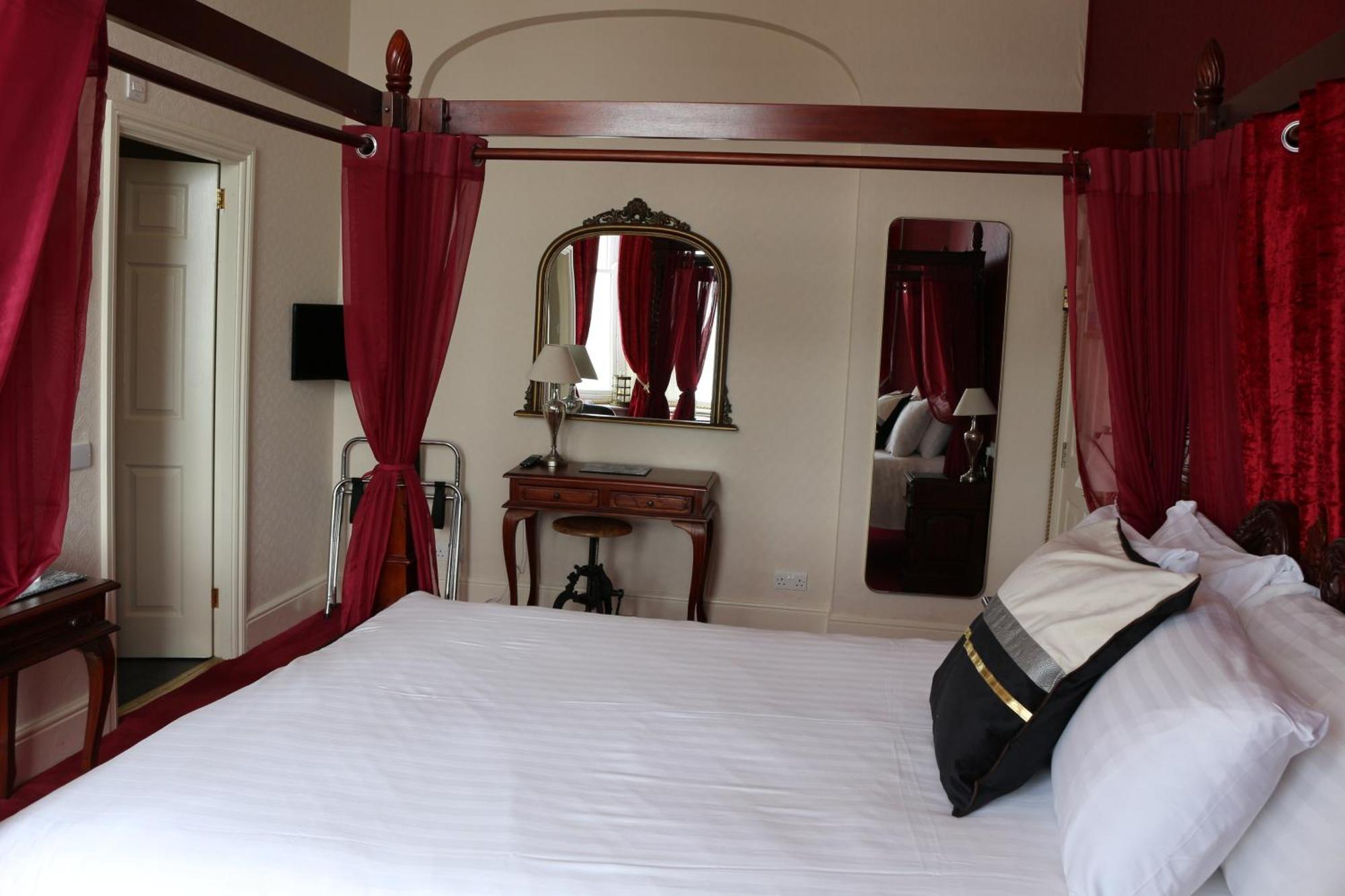 The Belgrave Hotel Tenby Exterior foto
